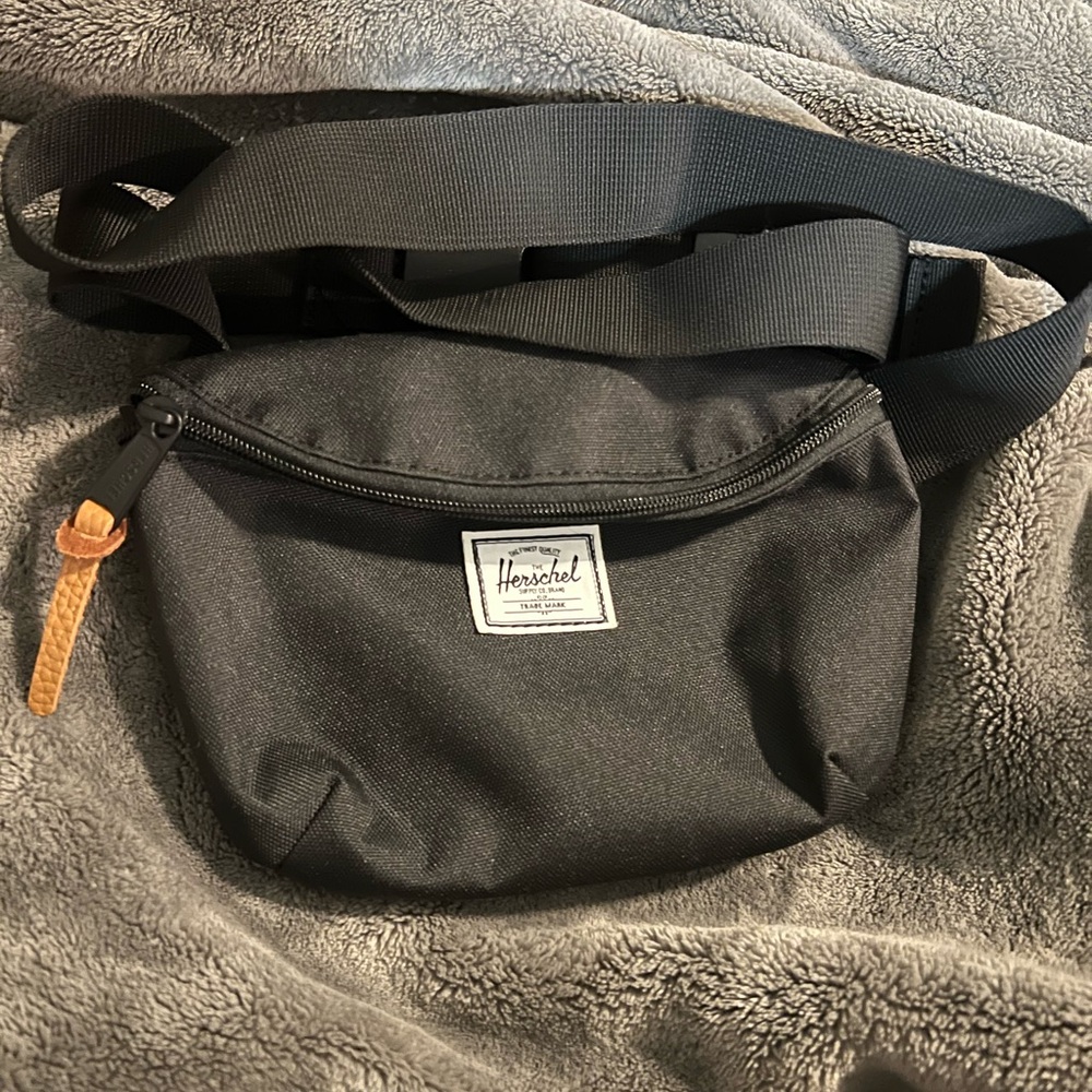 Hershel Black Fanny Pack